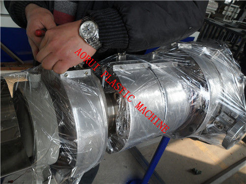 آلة بثق الأنابيب البلاستيكية اللولبية المفردة ، قطر الأنبوب 50 مم - 800 مم CE