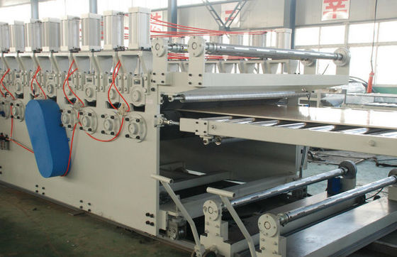سعر جيد التوأم برغي الطارد PVC رغوة المجلس النتوء خط لصلابة سطح عالية الانترنت