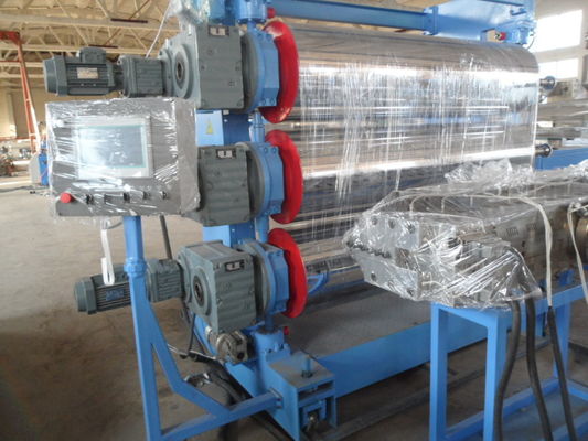 سعر جيد PVC رغوة البلاستيك خط البثق ورقة ، PVC آلة بثق ورقة رغوة الانترنت