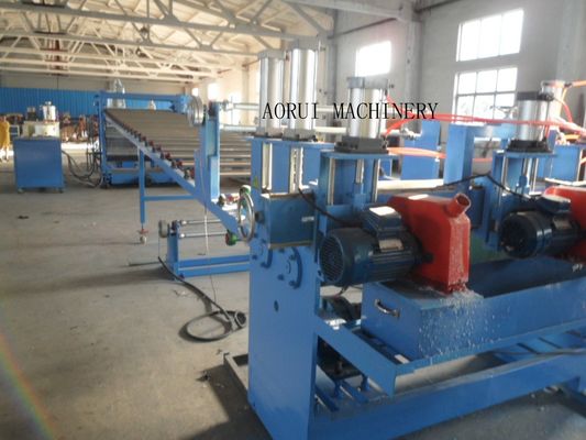 سعر جيد 1220mm PVC WPC آلة رغوة المجلس النتوء ، PVC WPC الحرة آلة رغوة المجلس صنع الانترنت