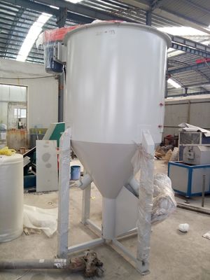 سعر جيد آلة بثق أنابيب HDPE لمياه الصرف الصحي 600 كجم / ساعة لمكافحة الشيخوخة الانترنت