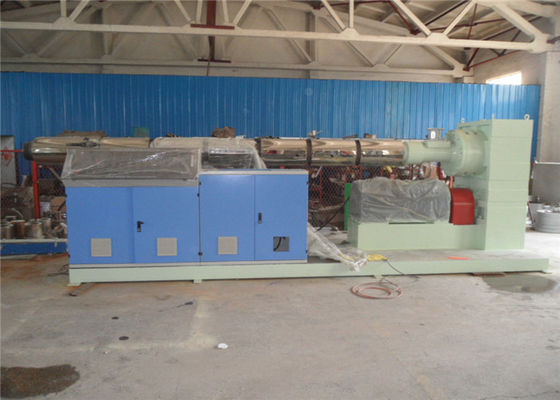 سعر جيد خط إنتاج صفائح البلاستيك PE / PP / HDPE / PET للديكور الانترنت