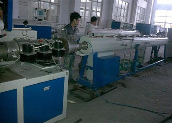 سعر جيد LDPE Hdpe البلاستيك التوأم برغي الطارد PVC PE آلة تصنيع الأنابيب المموجة الانترنت