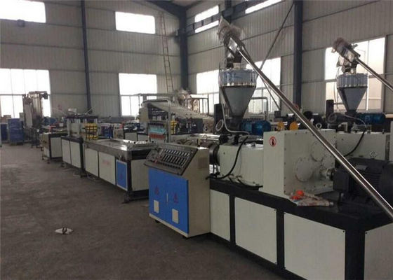 سعر جيد 5 - 30 مم خط إنتاج لوحة WPC السميكة للوحة الرغوة البلاستيكية WPC ، 380V 50HZ الانترنت
