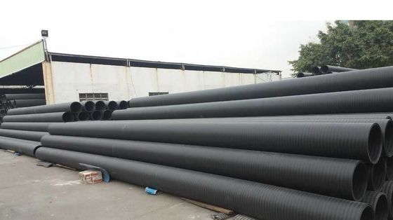 سعر جيد خط تصريف الأنابيب البلاستيكية النتوء ، HDPE Sprial لف آلة بثق الأنابيب الانترنت