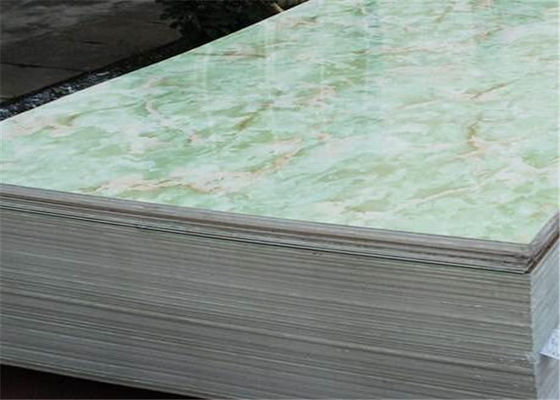 سعر جيد PVC خط إنتاج الطارد ورقة ، PVC خط البثق ورقة الرخام الاصطناعي الانترنت