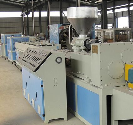 سعر جيد آلة بثق الأنابيب البلاستيكية ذات الاستهلاك المنخفض من البلاستيك 35-800kgs / ساعة الانترنت