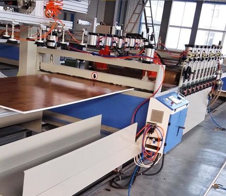 SJSZ80X156 خط إنتاج ألواح رغوة PVC آلة طحن ورق السيلوكا عالية الإنتاج للاستخدام الصناعي
