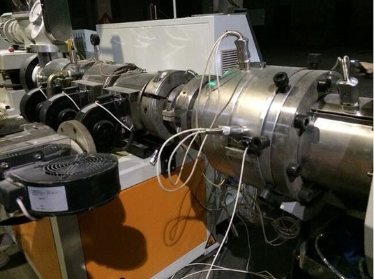 سعر جيد اثنين من برغي البلاستيك النتوء خط الأنابيب البلاستيكية آلة الطارد للصرف الانترنت