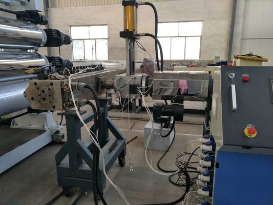 سعر جيد CE WPC آلة رغوة المجلس ، التوأم برغي WPC مجلس خط إنتاج الطارد الانترنت