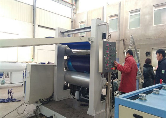 سعر جيد CE ISO PVC مجلس رغوة آلة / WPC قالب بناء ماكينة الانترنت