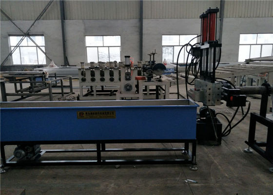 آلة التحبيب البلاستيكية CSA PP PE 100kg / H 25L / D مع الطارد اللولبي المفرد