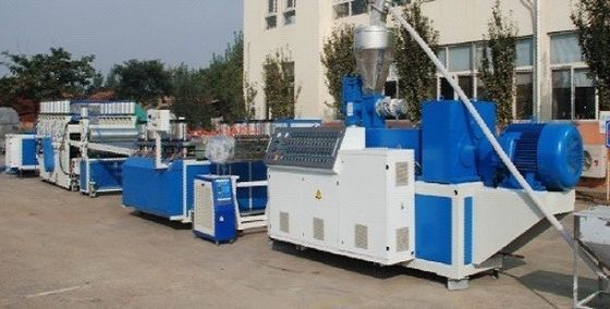 سعر جيد مزدوج برغي pvc سيليوكا مجلس رغوة ورقة الطارد ، رغوة WPC مجلس خط الإنتاج الانترنت