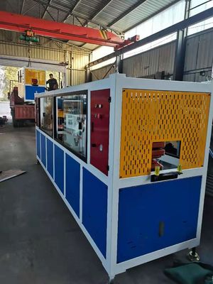 سعر جيد برغي مزدوج PVC WPC خط بثق البلاستيك الشخصي تحكم PLC الانترنت