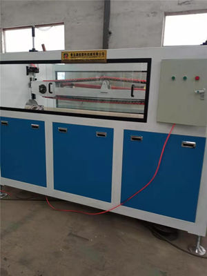 سعر جيد خط إنتاج أنابيب المياه PE للطاقة الكلية القابلة للتخصيص، مستوى الآلات مماثل لألمانيا، مما يضمن حلول تصنيع الأنابيب الانترنت